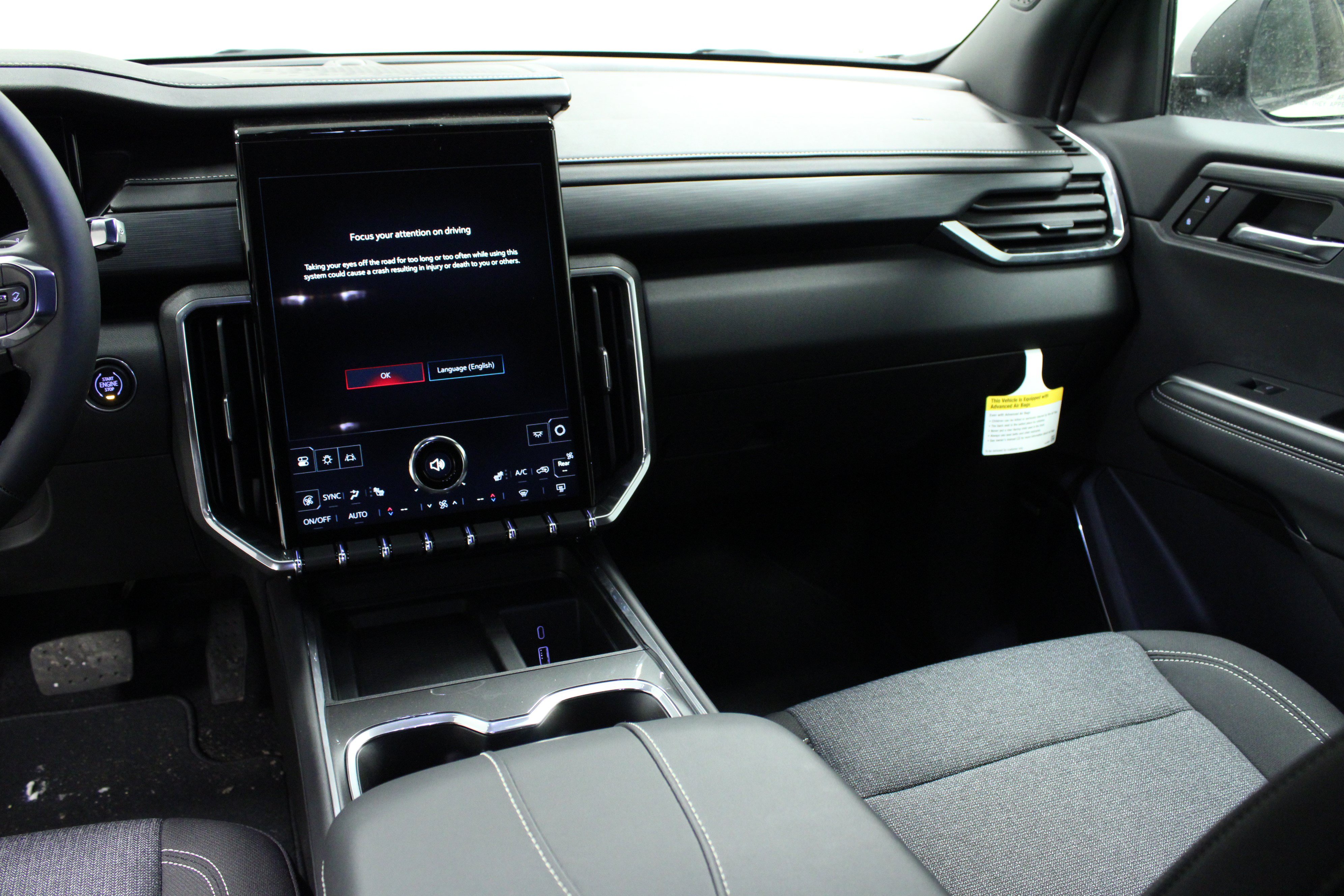New 2025 GMC Acadia Elevation FWD image 19
