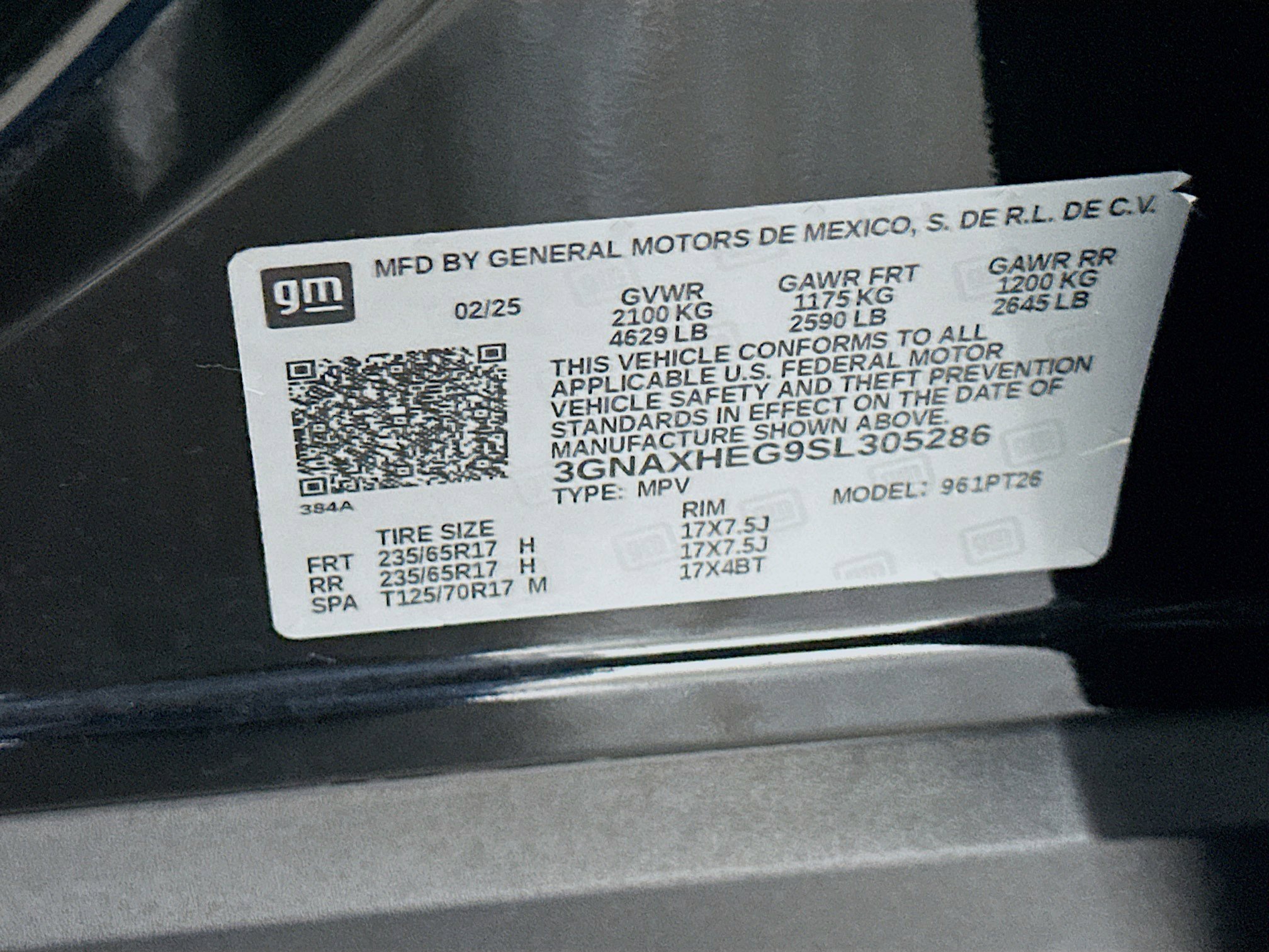 Used 2025 Chevrolet Equinox LT image 12