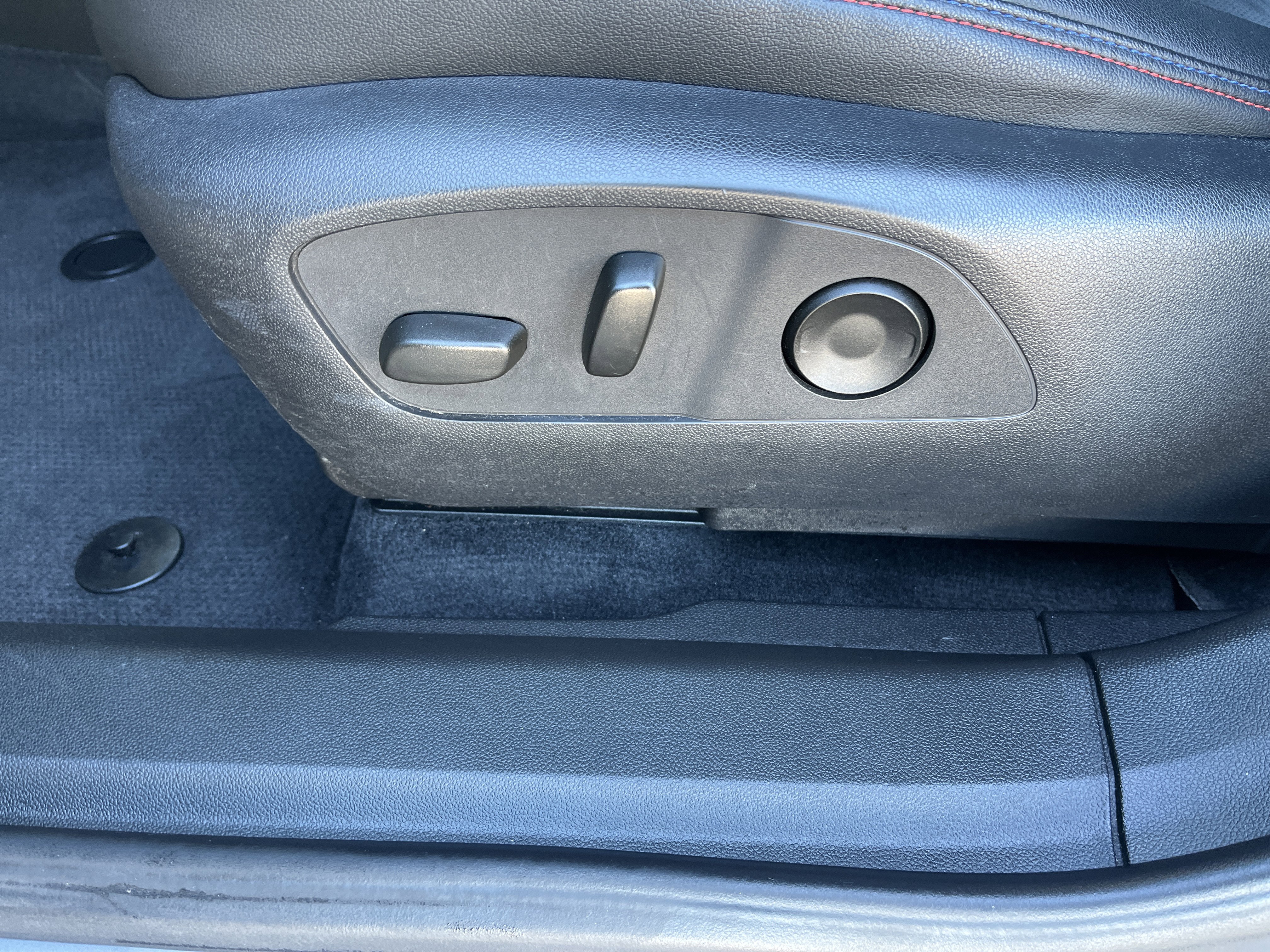 Used 2024 Chevrolet Blazer EV RS image 10