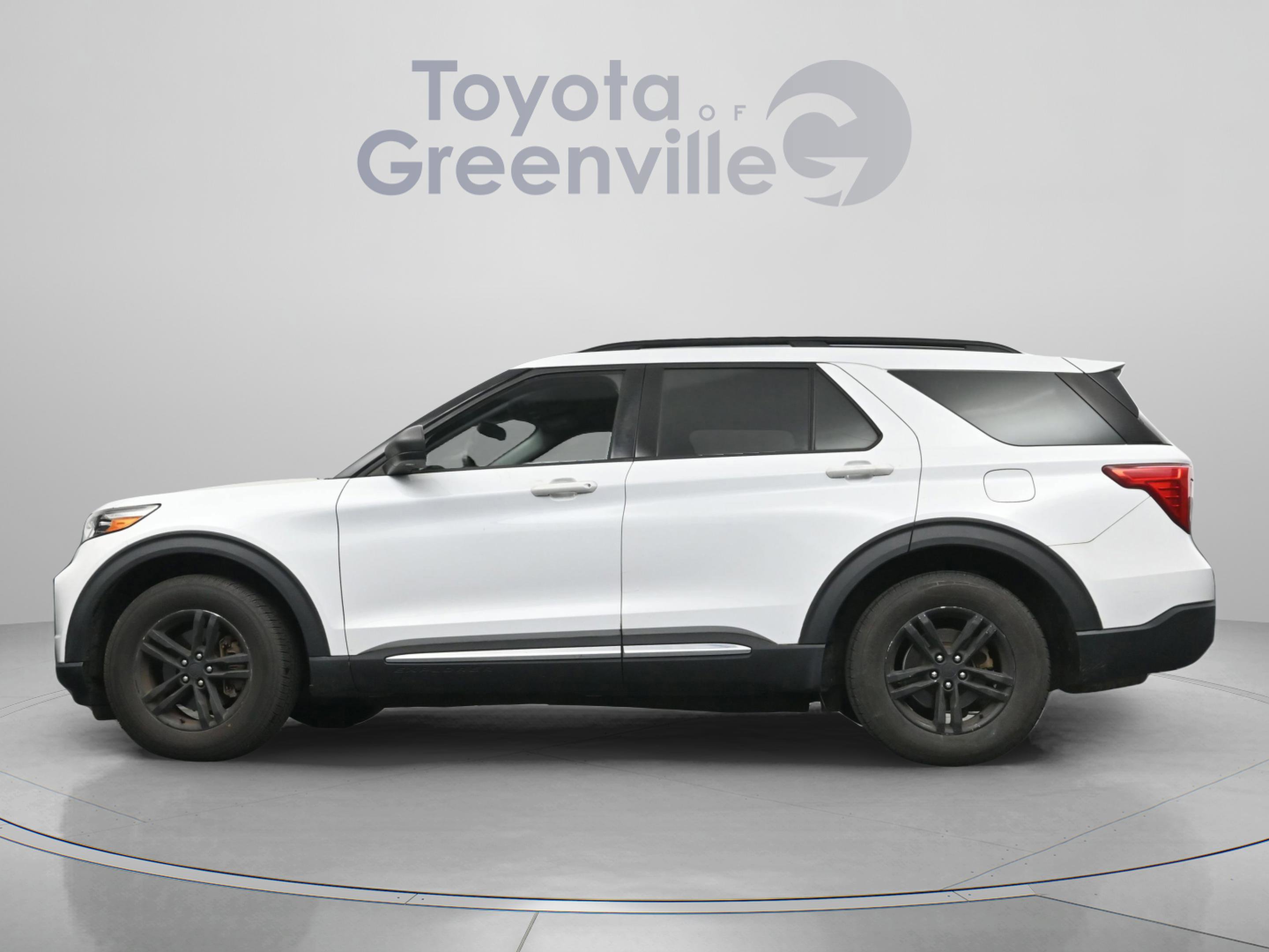 Used 2020 Ford Explorer XLT image 6
