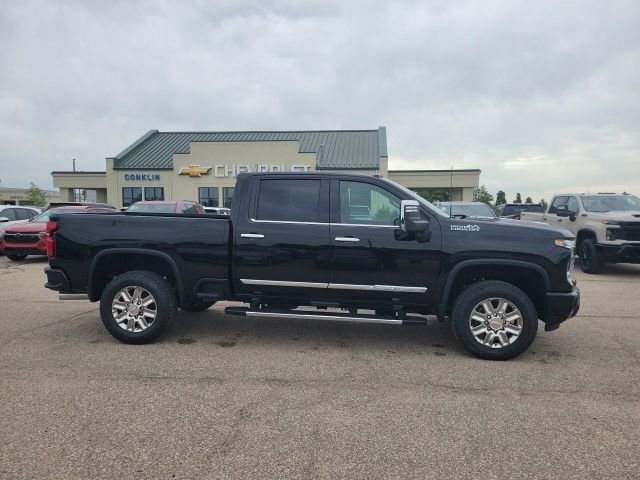New 2026 Chevrolet Silverado 2500 High Country w/ High Country Premium Package AWD/4WD image 26