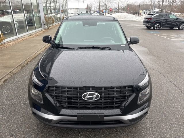Certified 2026 Hyundai Venue SE image 3