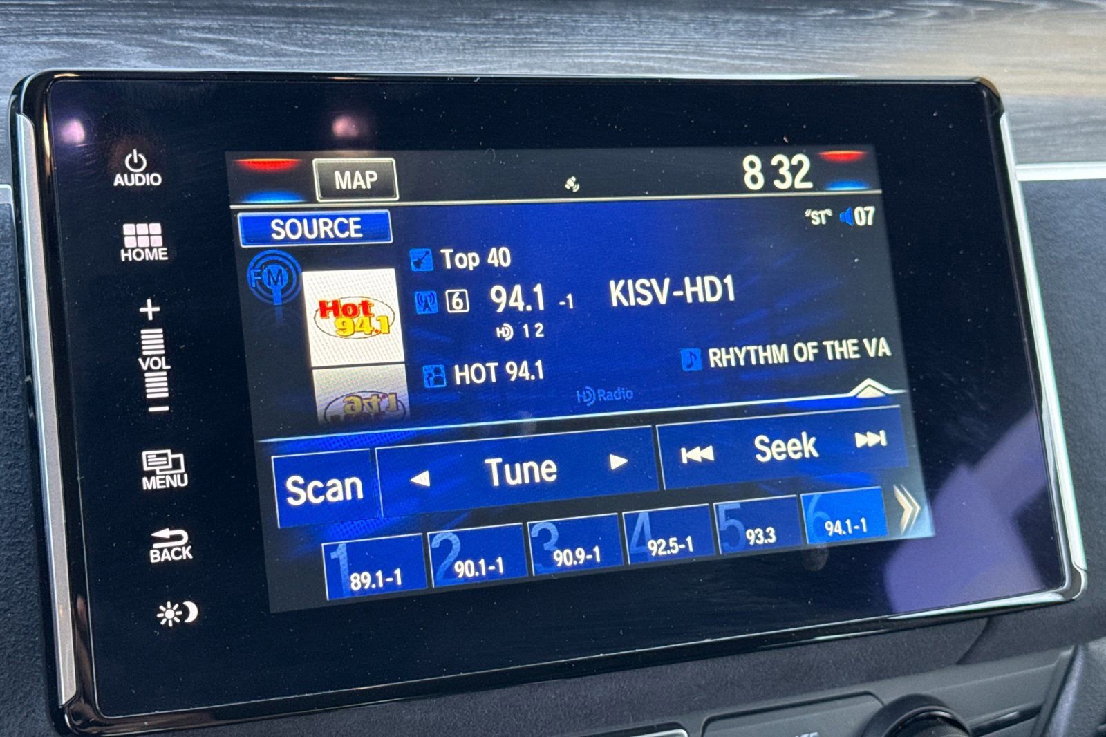 Used 2018 Honda Clarity Touring image 18