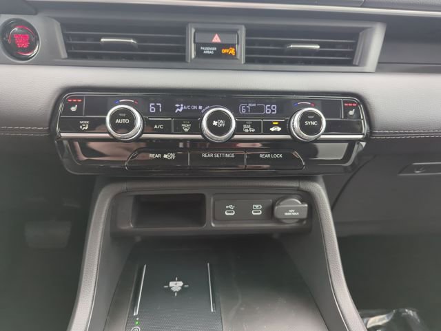 New 2026 Honda Pilot Touring image 17