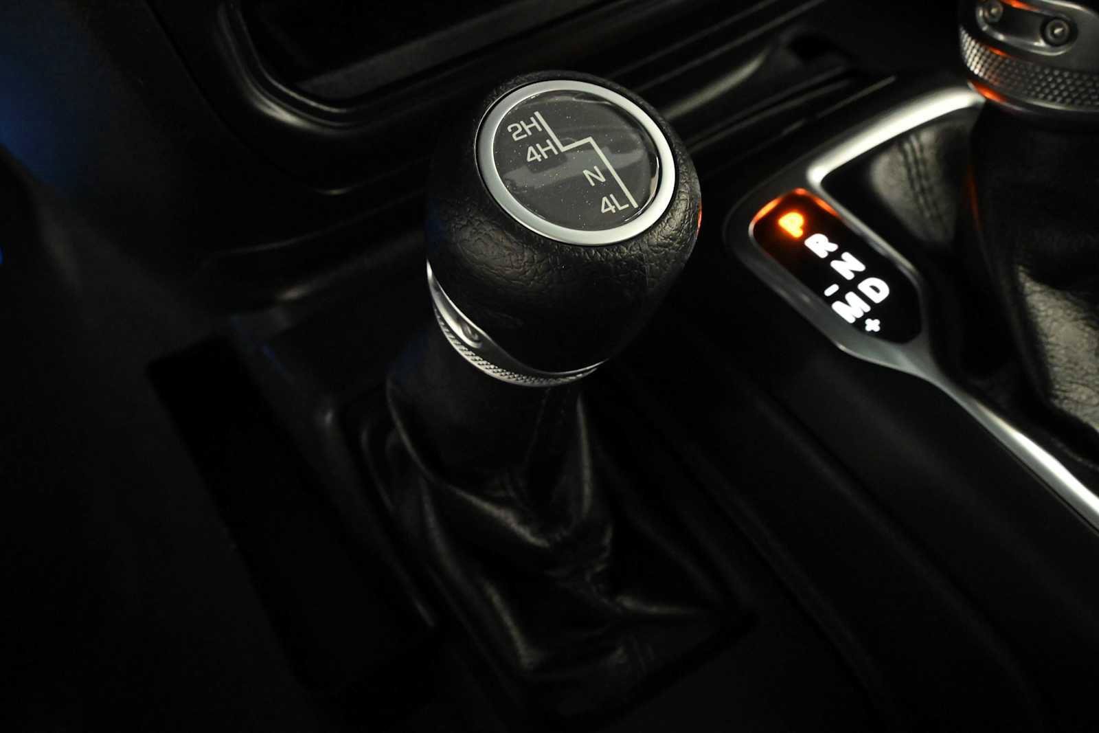 Used 2020 Jeep Wrangler Unlimited Sport AWD/4WD image 25