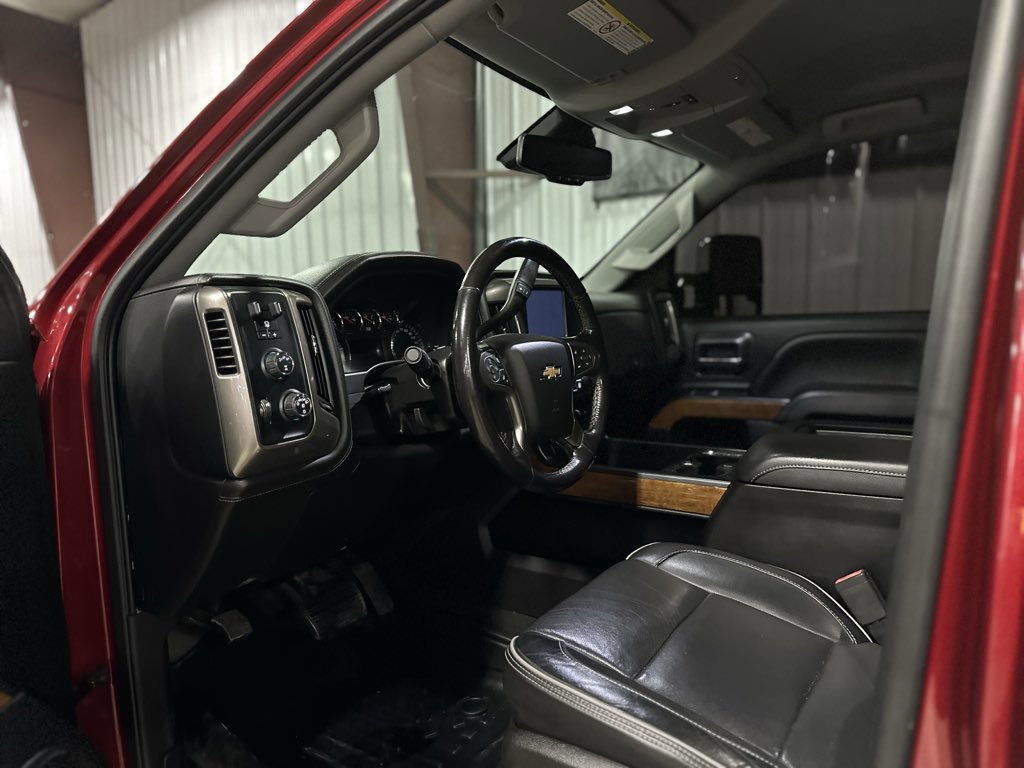Used 2018 Chevrolet Silverado 2500 High Country w/ Duramax Plus Package image 7