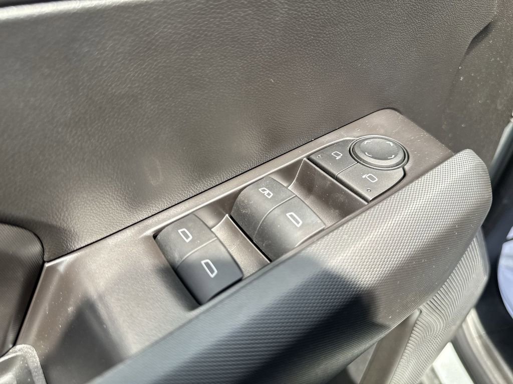 New 2025 GMC Canyon Elevation w/ Convenience Package image 19