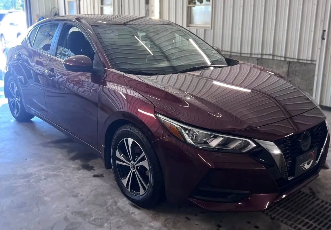 Used 2021 Nissan Sentra SV FWD image 1