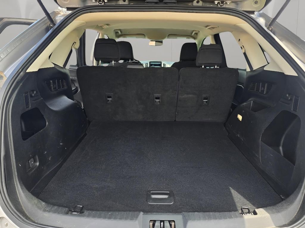 Used 2022 Ford Edge SE w/ Black Appearance Package AWD/4WD image 9