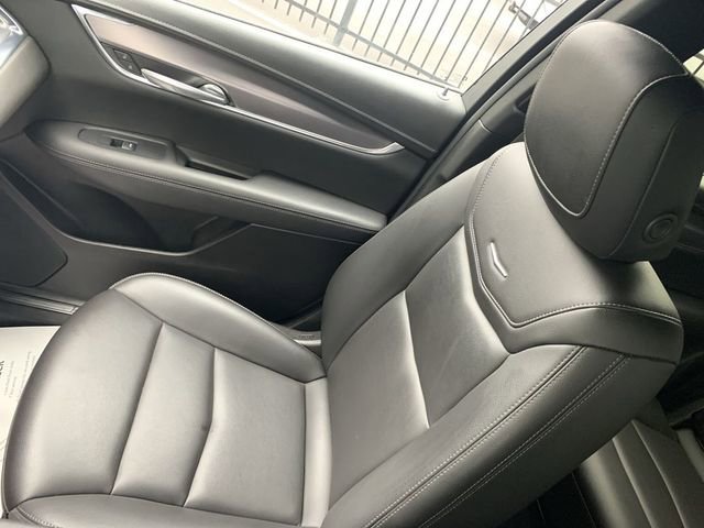 Used 2022 Cadillac XT5 Luxury AWD/4WD image 28