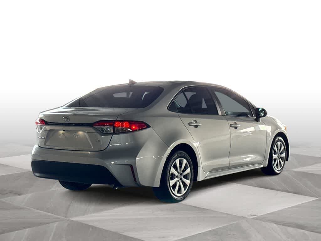 Used 2023 Toyota Corolla LE FWD image 8
