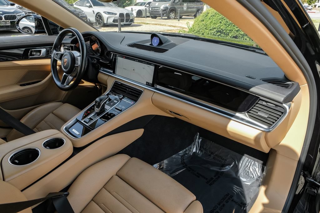 Used 2019 Porsche Panamera 4 AWD/4WD image 10