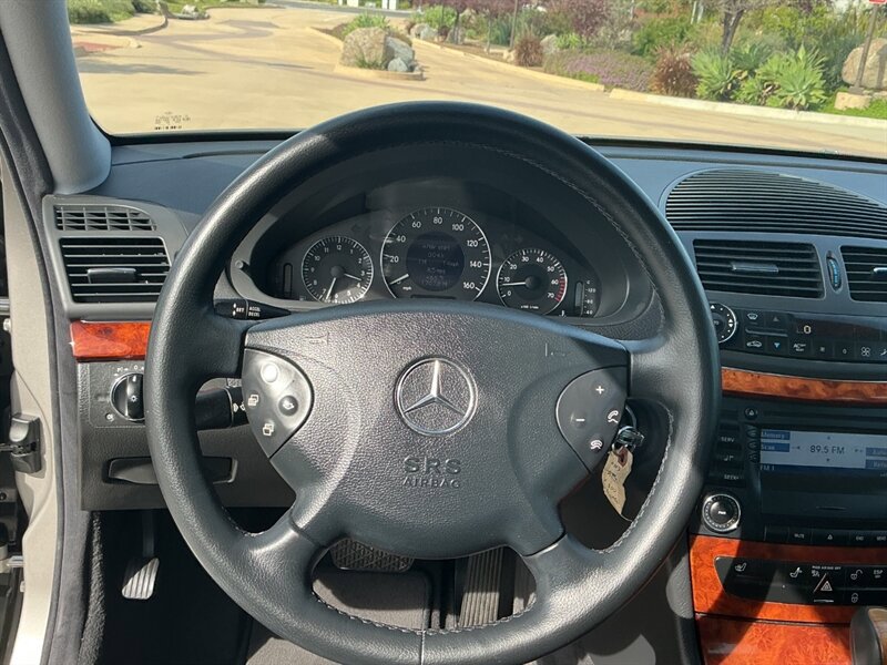 Used 2003 Mercedes-Benz E 500 Sedan image 20