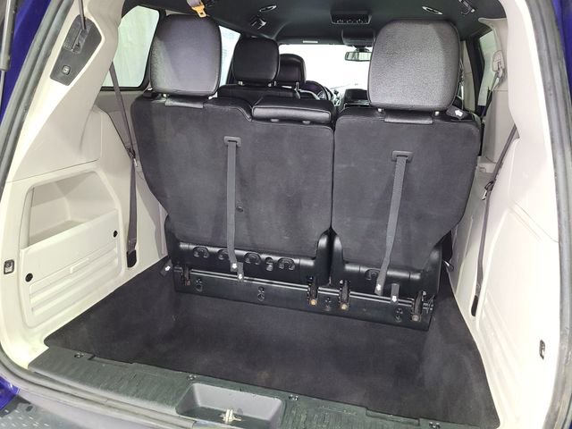 Used 2019 Dodge Grand Caravan SXT w/ Rear Park Assist Package image 41