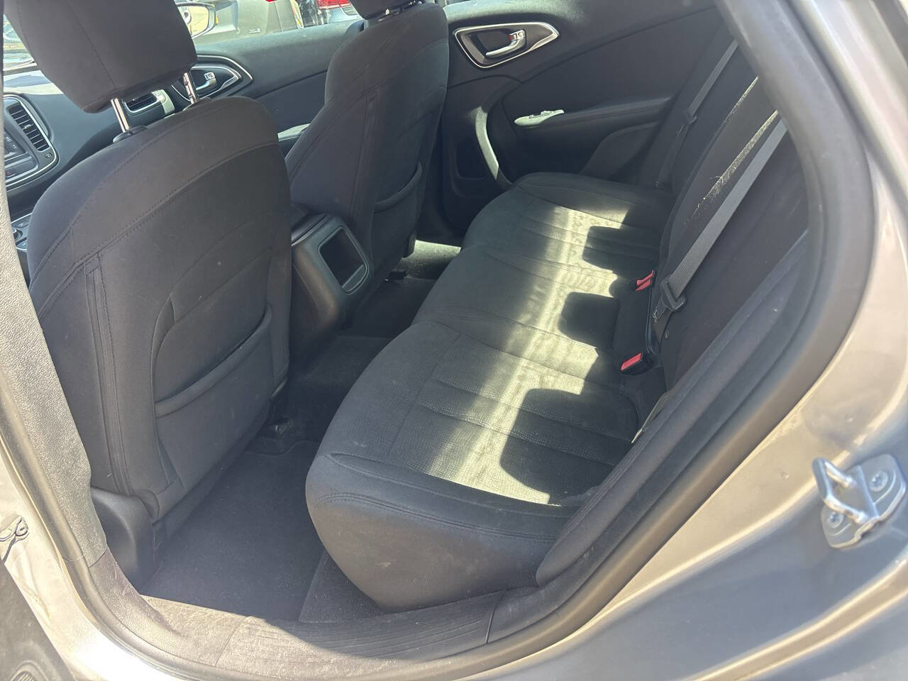 Used 2016 Chrysler 200 Limited image 13