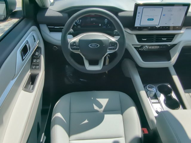 New 2026 Ford Explorer Active w/ Active Comfort Package RWD image 16