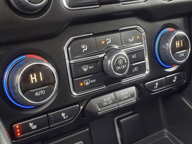 Used 2024 Chevrolet Tahoe Z71 w/ Luxury Package image 24