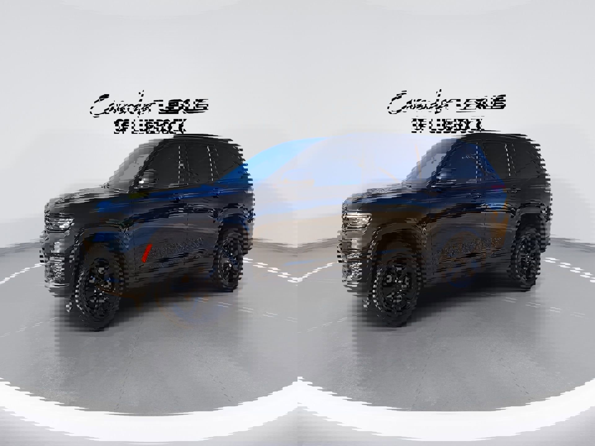 Used 2023 Jeep Grand Cherokee Altitude AWD/4WD image 5