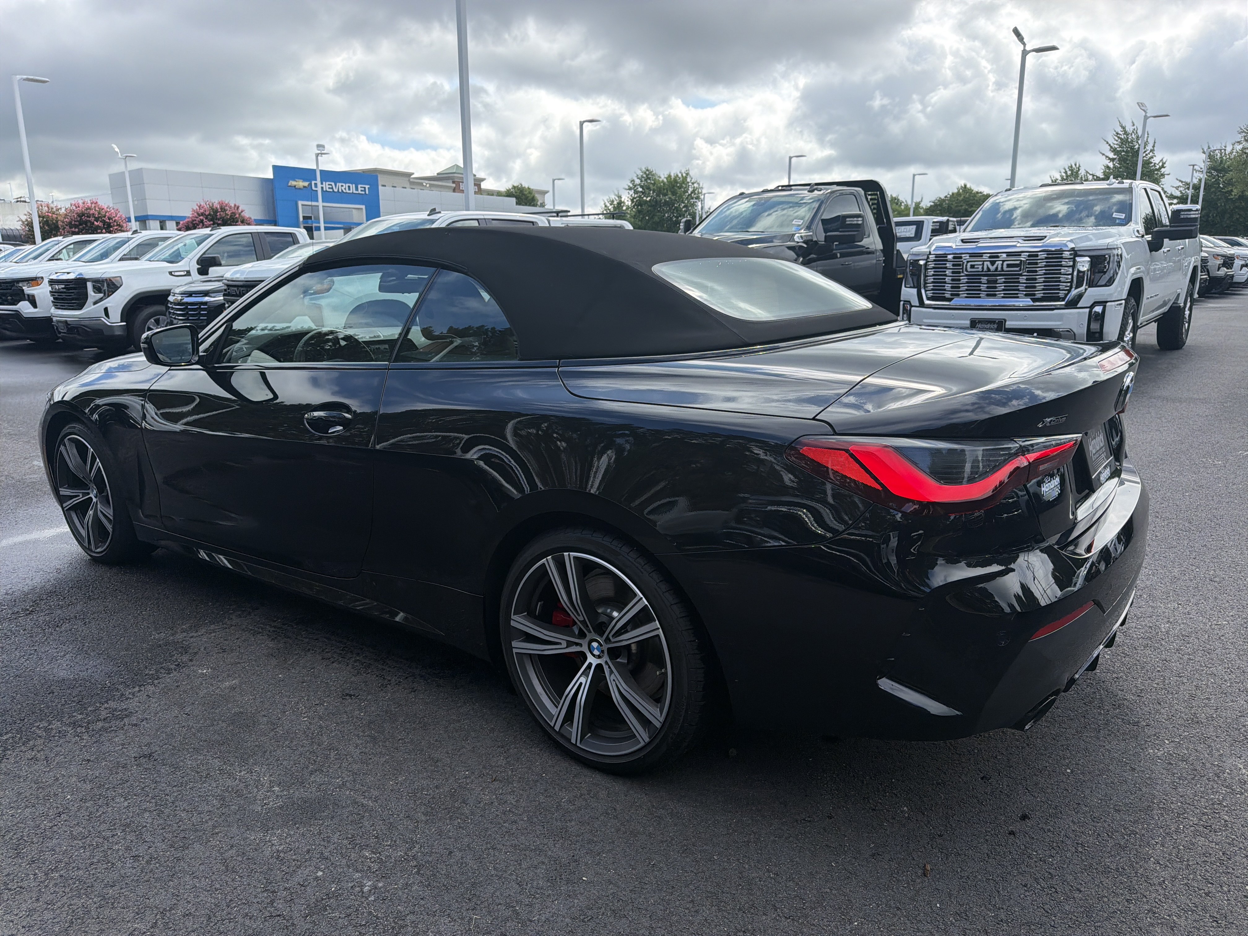Used 2023 BMW 430i xDrive Convertible w/ M Sport Package AWD/4WD image 8