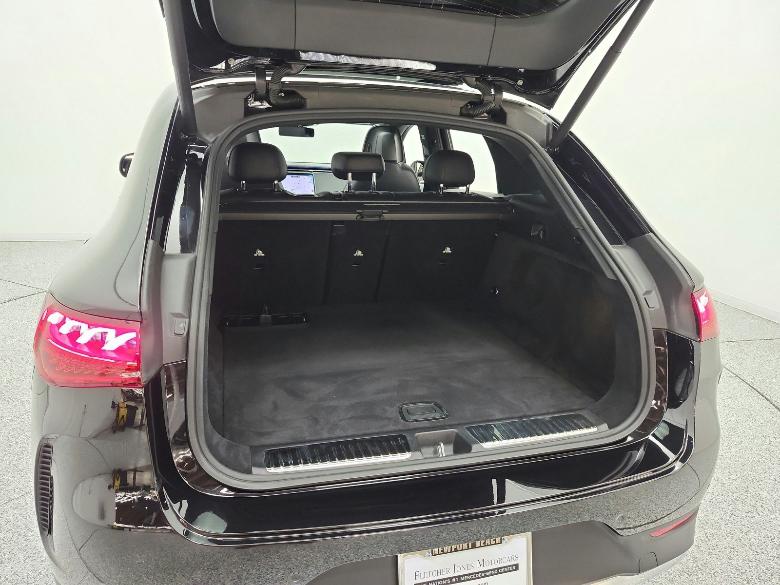 Used 2023 Mercedes-Benz EQE 350+ 4MATIC SUV image 21