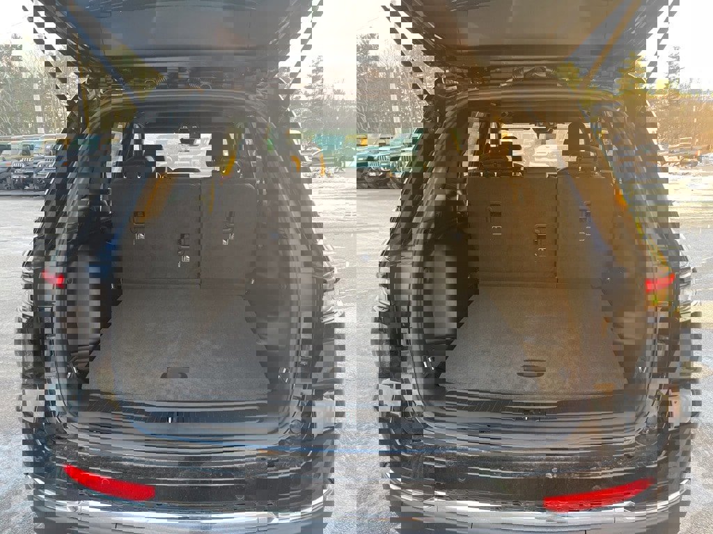 New 2025 Jeep Grand Cherokee Laredo X image 18