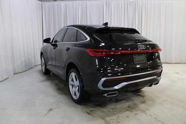 New 2025 Audi Q5 Premium Plus image 24