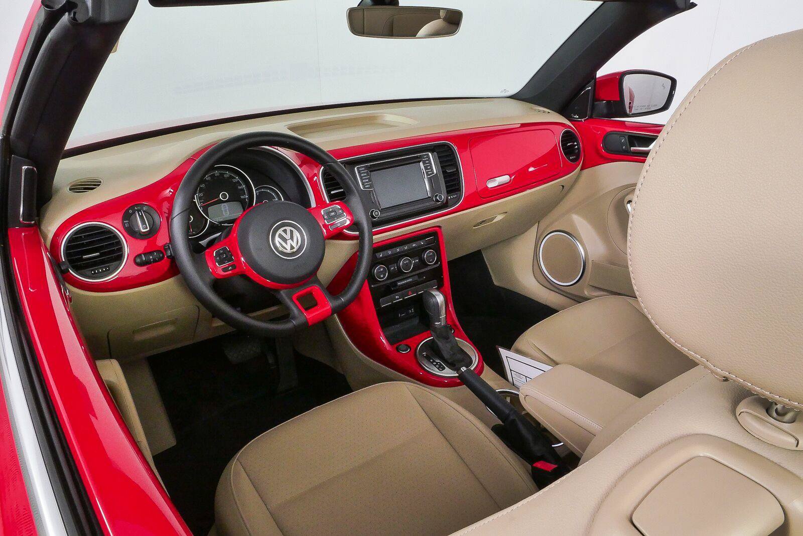 Used 2019 Volkswagen Beetle 2.0T SE w/ SE Premium Package FWD image 29