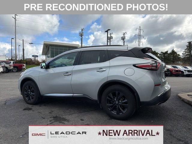 Used 2018 Nissan Murano SV w/ Premium Package AWD/4WD image 3