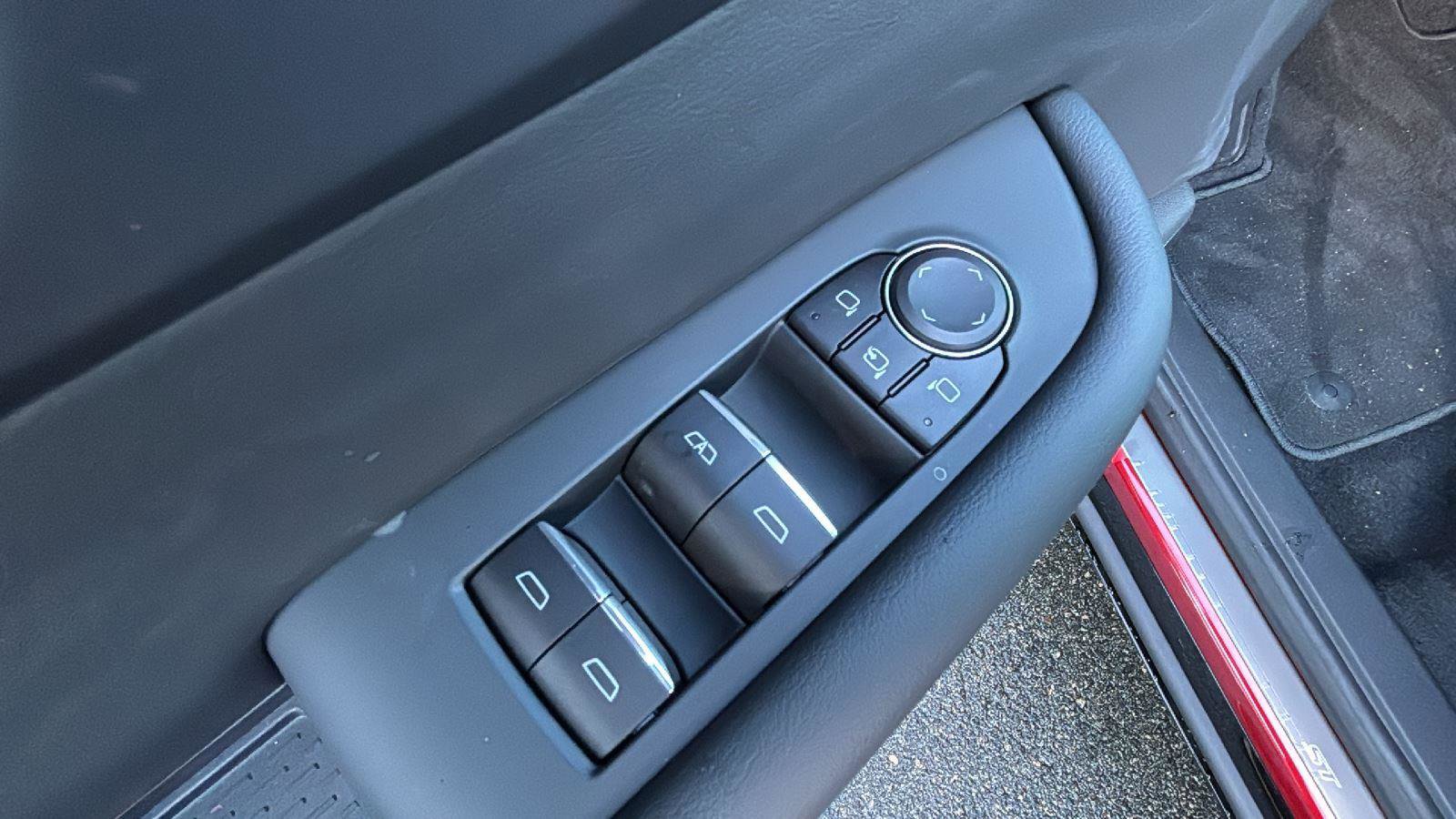 New 2025 Buick Enclave Sport Touring w/ Power Package image 23