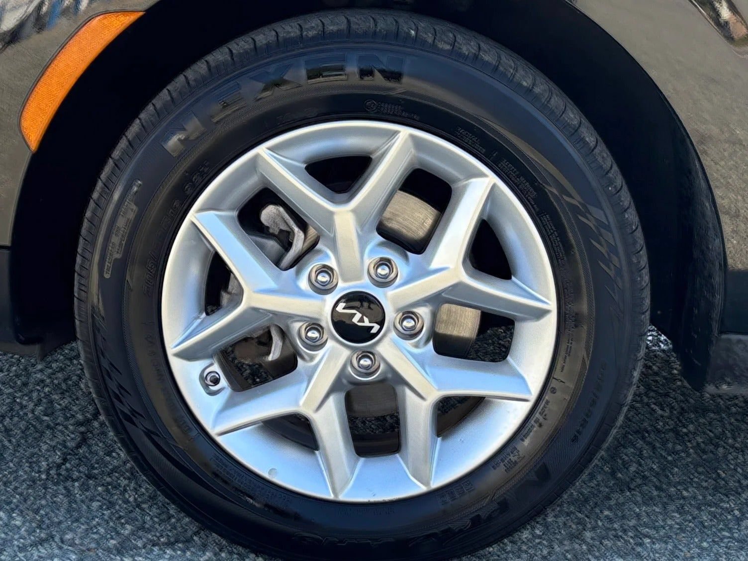 Used 2025 Kia Soul LX w/ LX Technology Package FWD image 27