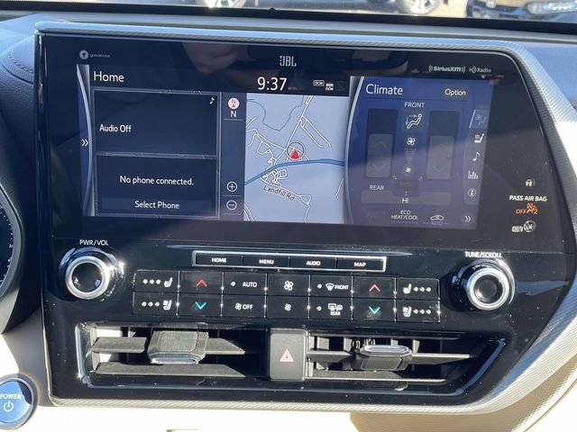 Used 2021 Toyota Highlander Platinum image 24