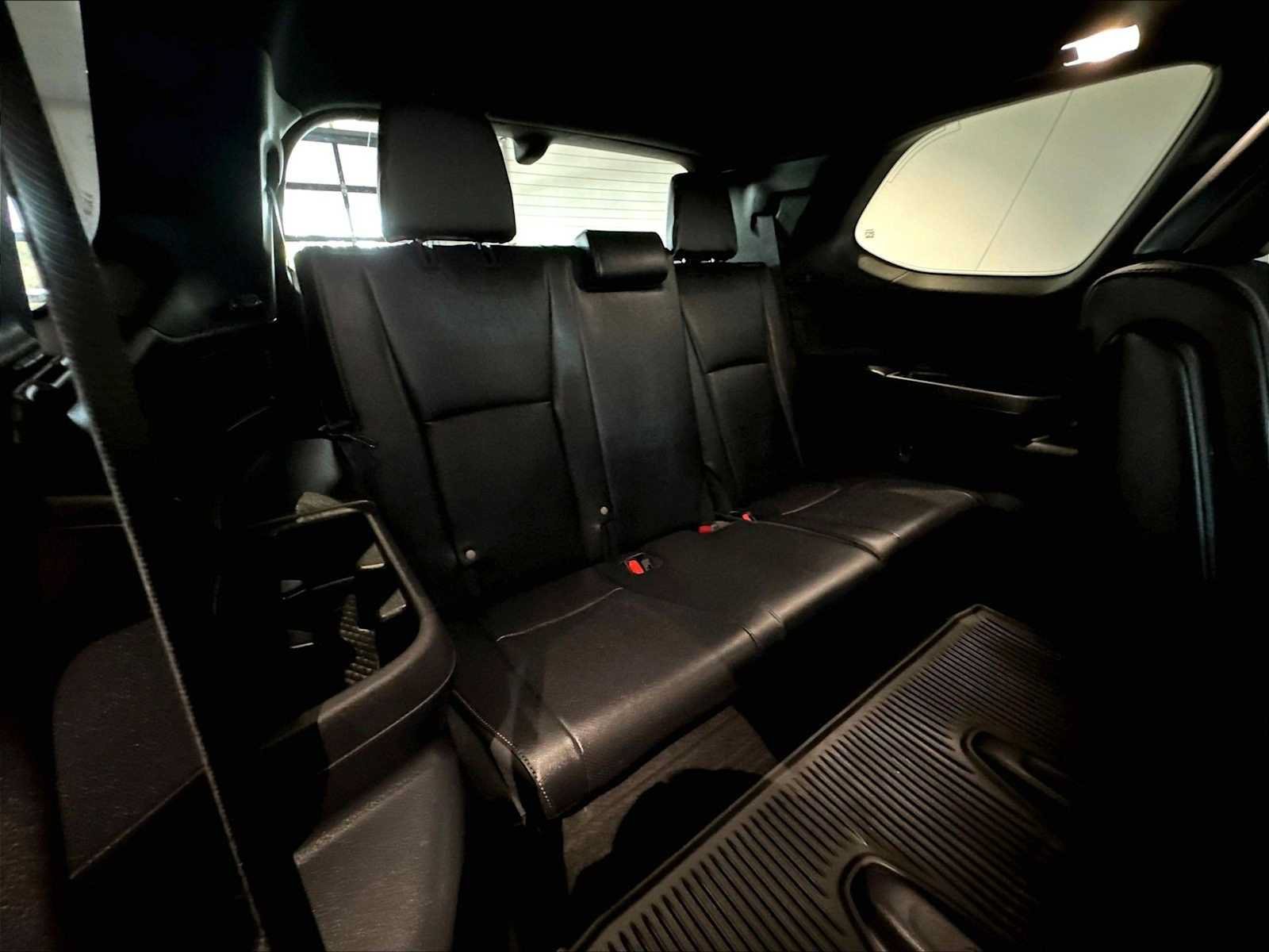 Used 2025 Toyota Grand Highlander AWD Hybrid image 33