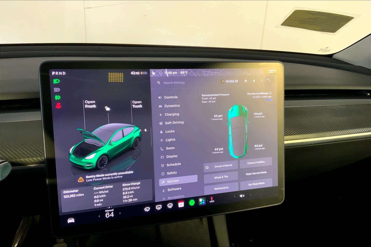 Used 2022 Tesla Model Y Long Range AWD/4WD image 25