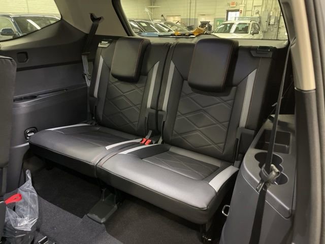 New 2026 Volkswagen Atlas Peak Edition image 11