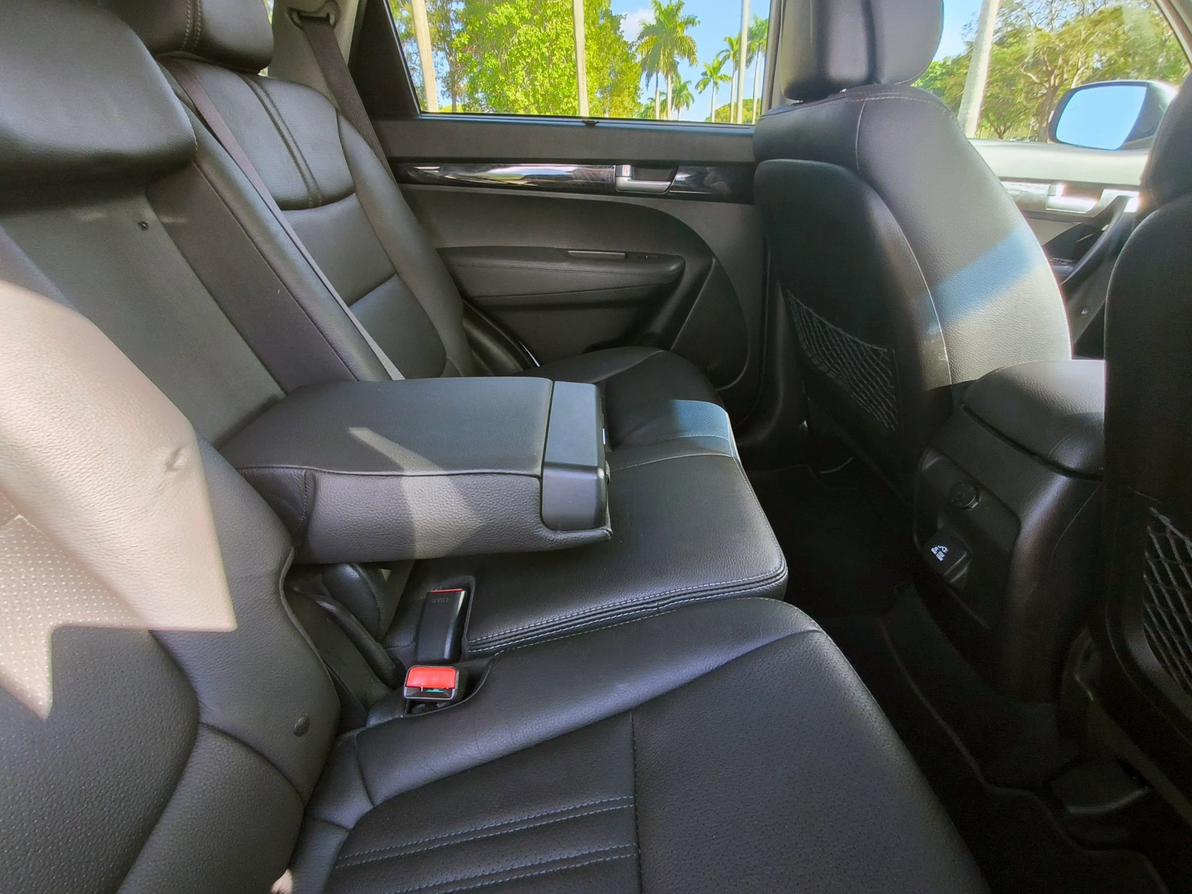 Used 2015 Kia Sorento EX w/ EX V6 Touring Package image 33