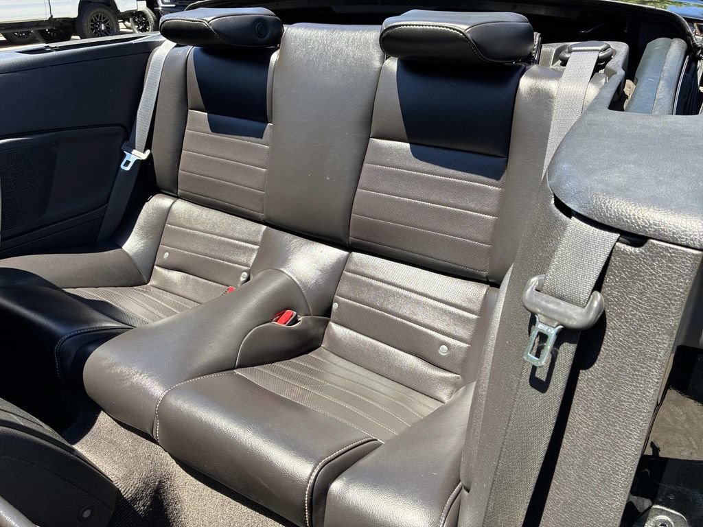 Used 2013 Ford Mustang Premium RWD image 14