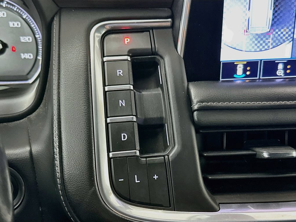 Used 2021 Chevrolet Tahoe LT w/ LT Signature Package AWD/4WD image 22