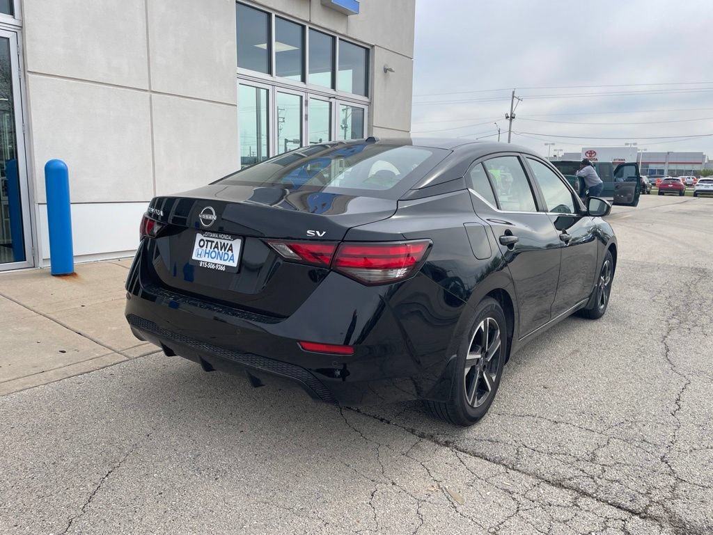 Used 2024 Nissan Sentra SV w/ All-Weather Package FWD image 5