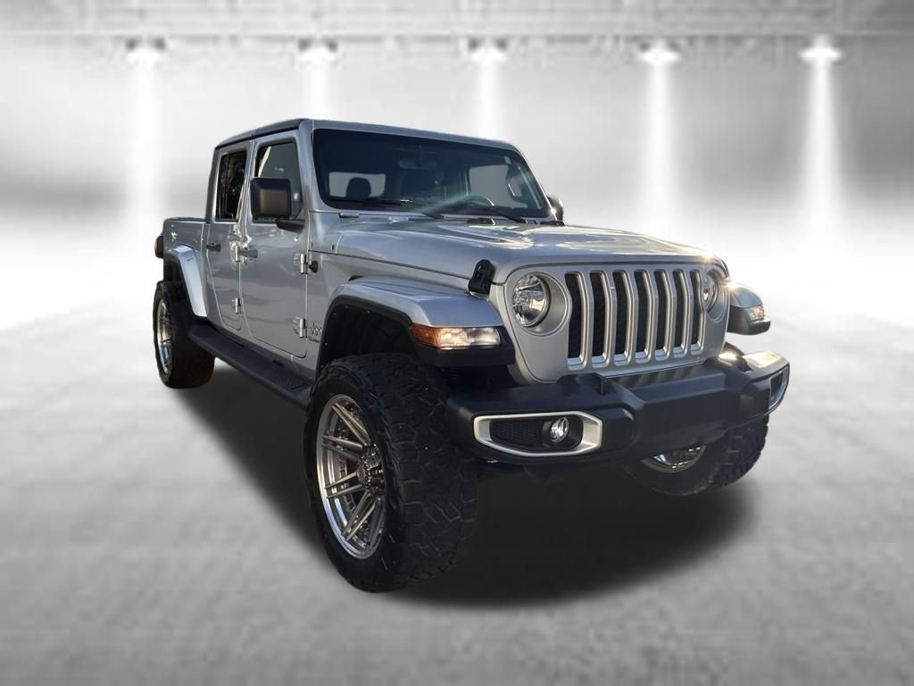 Used 2022 Jeep Gladiator Overland w/ Popular Equipment Package AWD/4WD video 2