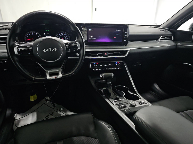 Used 2022 Kia K5 GT-Line AWD/4WD image 11