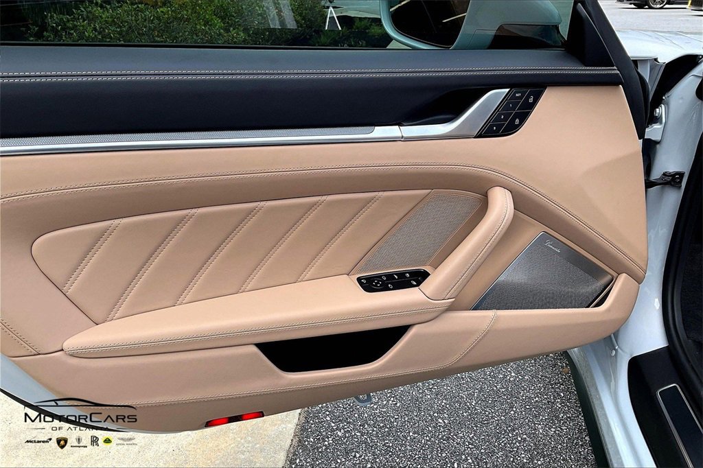 Used 2024 Porsche 911 Turbo image 19