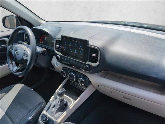 Certified 2024 Hyundai Venue Limited FWD image 22