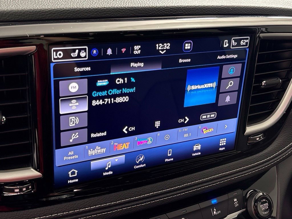 New 2027 Chrysler Pacifica LX FWD image 35