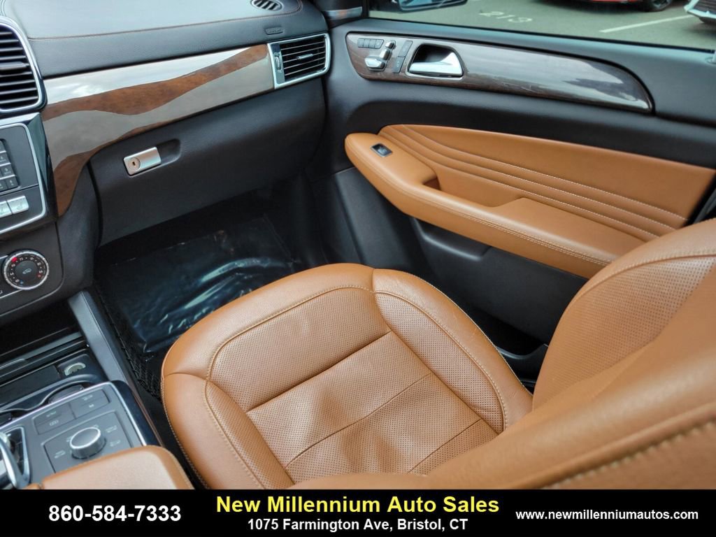 Used 2019 Mercedes-Benz GLE 43 AMG 4MATIC Coupe w/ Premium 3 Package image 17