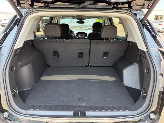 Used 2023 GMC Terrain SLE w/ Driver Convenience Package FWD image 29
