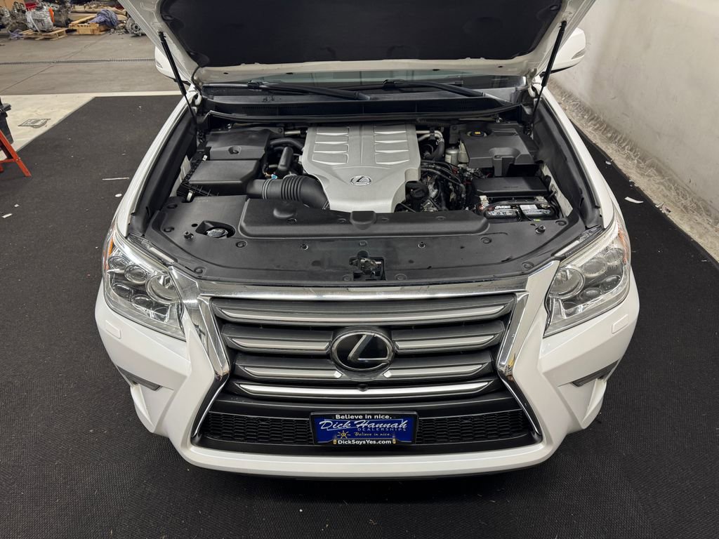 Used 2019 Lexus GX 460 Luxury image 11