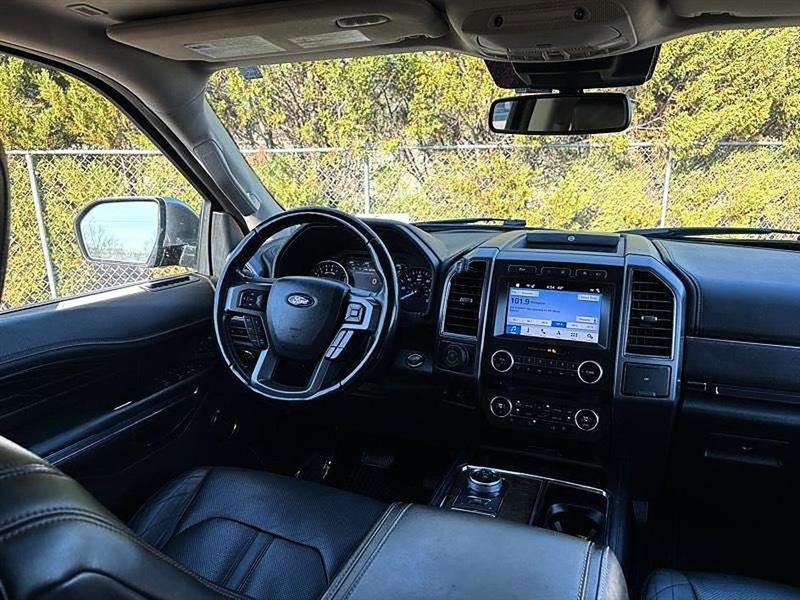 Used 2018 Ford Expedition Max Platinum image 42