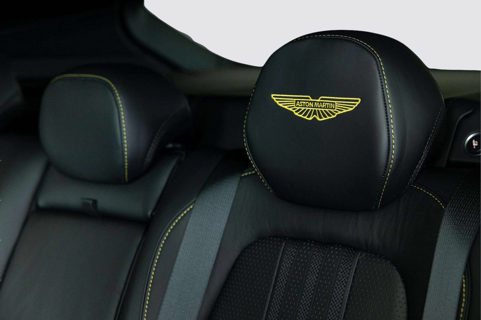 New 2026 Aston Martin DBX 707 AWD/4WD image 41