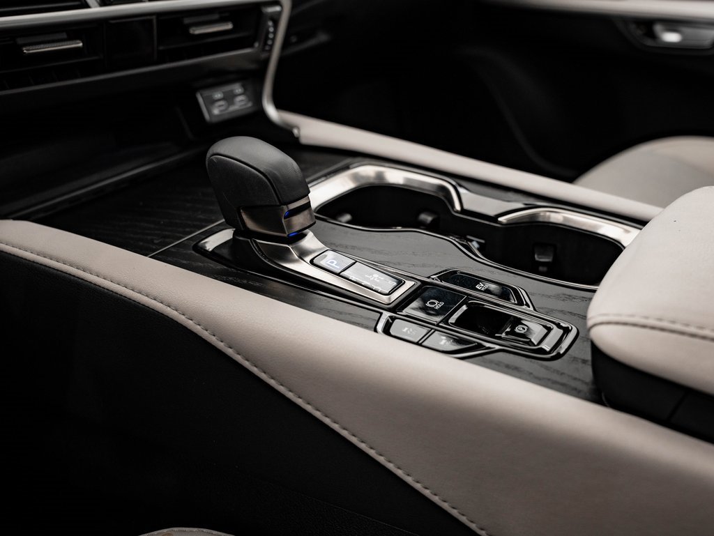 Certified 2023 Lexus RX 350h w/ Cold Area Package image 36