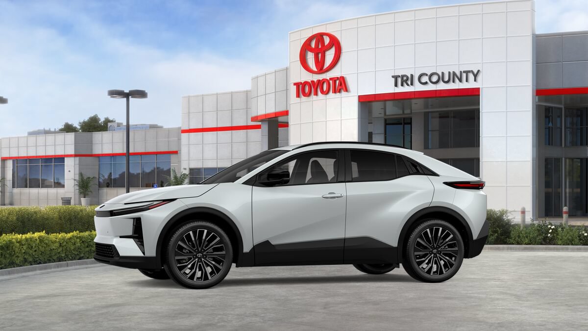 New 2026 Toyota C-HR AWD/4WD image 3